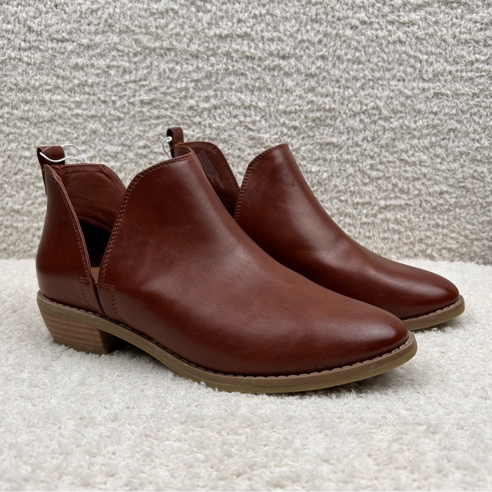 Universal Thread Brown Ankle Boots